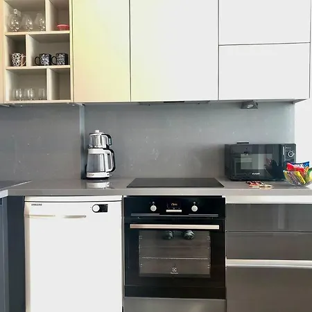 Secured Lux 1-bedrroom - Gym, Sauna & Parking 101 Appartement *