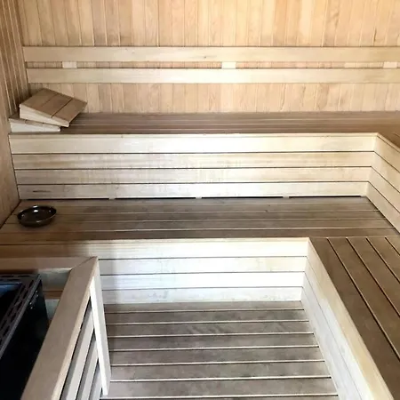 Apartamento Secured Lux 1-bedrroom - Gym, Sauna & Parking 101 *